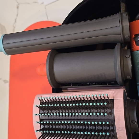 Dyson Hair Tools Set - Orange and Teal - Picture 3 of 6